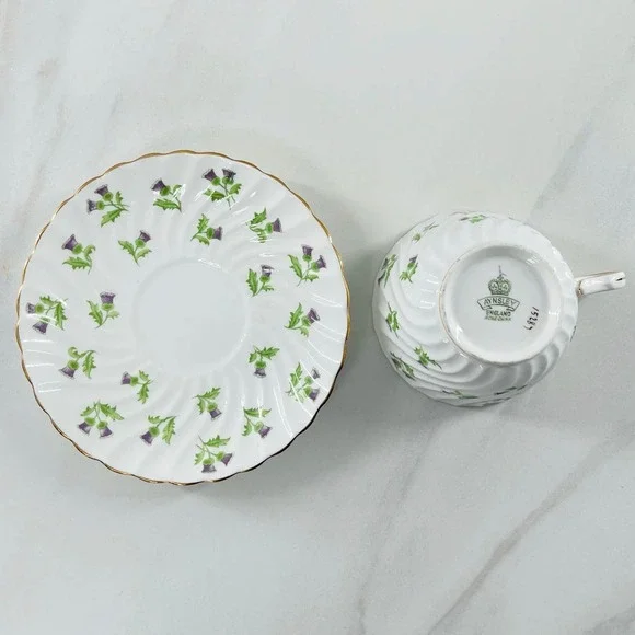 AYNSLEY BONE CHINA TEACUP & SAUCER SET / PURPLE THISTLE / MADE IN ENGLAND - Picture 7 of 10